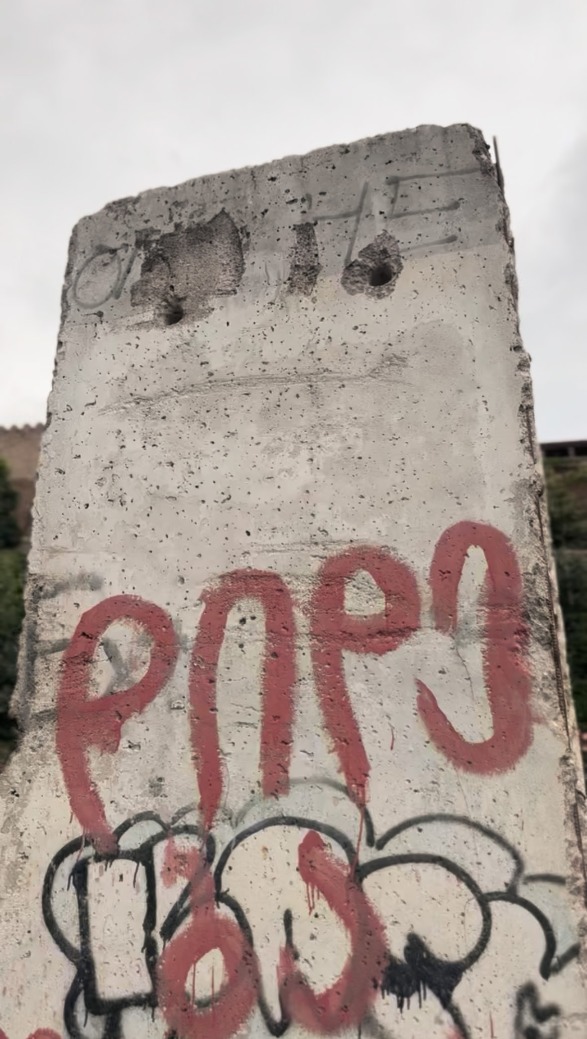 berlin wall fragment tbilisi